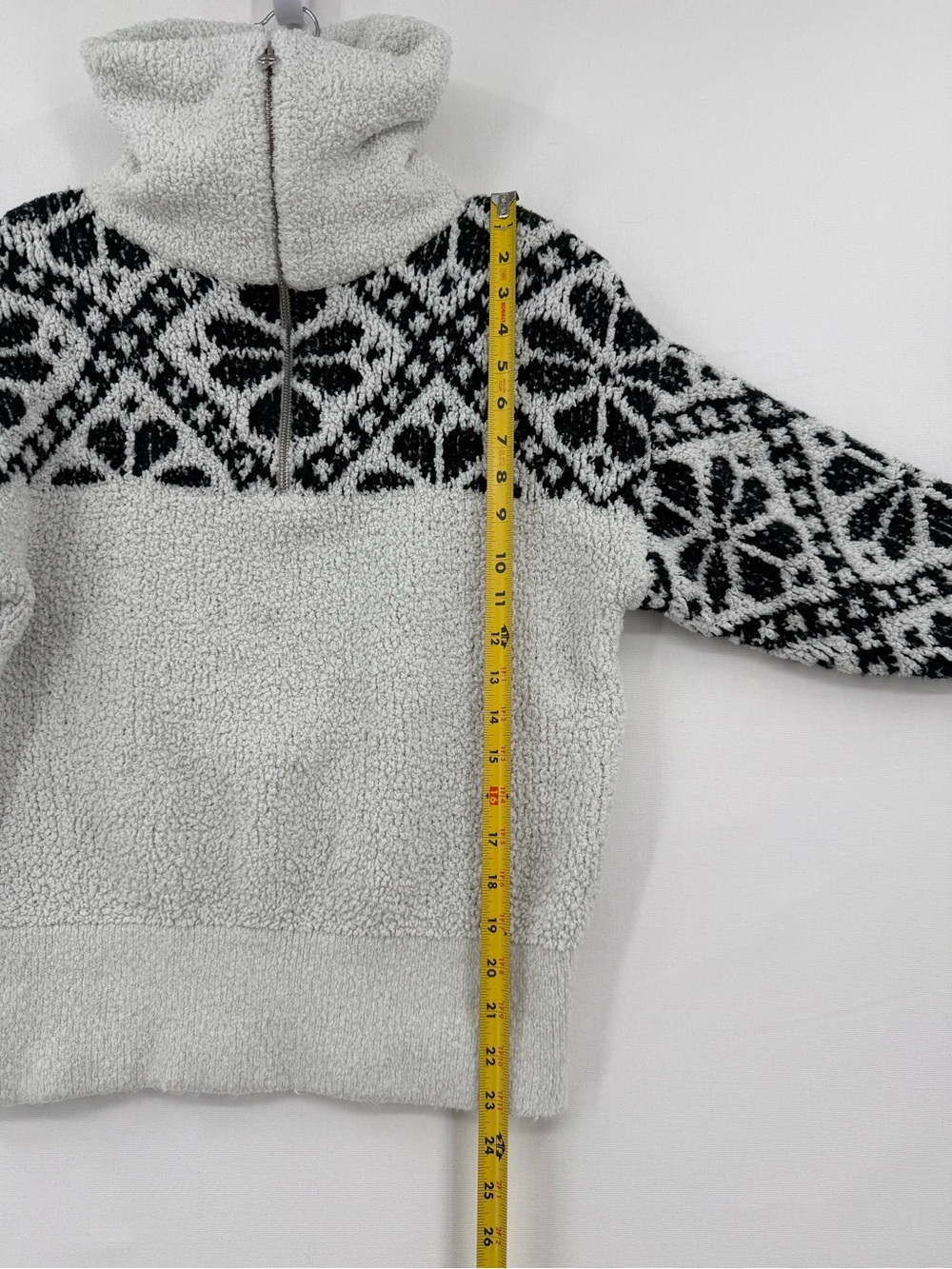 Anthropologie Pilcro Sherpa Pullover Sweater Women’s Small Black White Fair Isle - Picture 11 of 14
